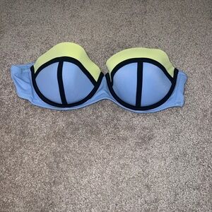 Victoria’s Secret Neoprene Colorblock push-up bikini top only - 32DD